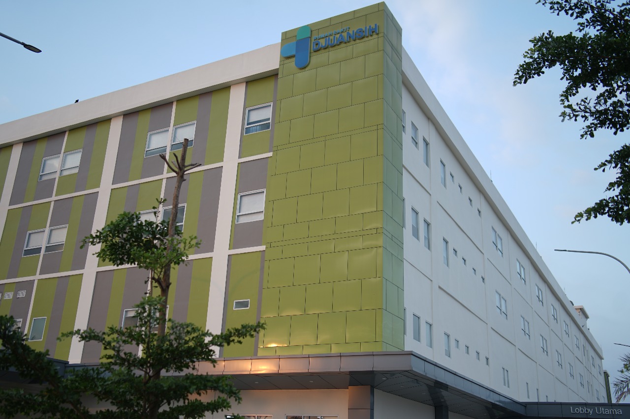 Modern Healthcare Facility