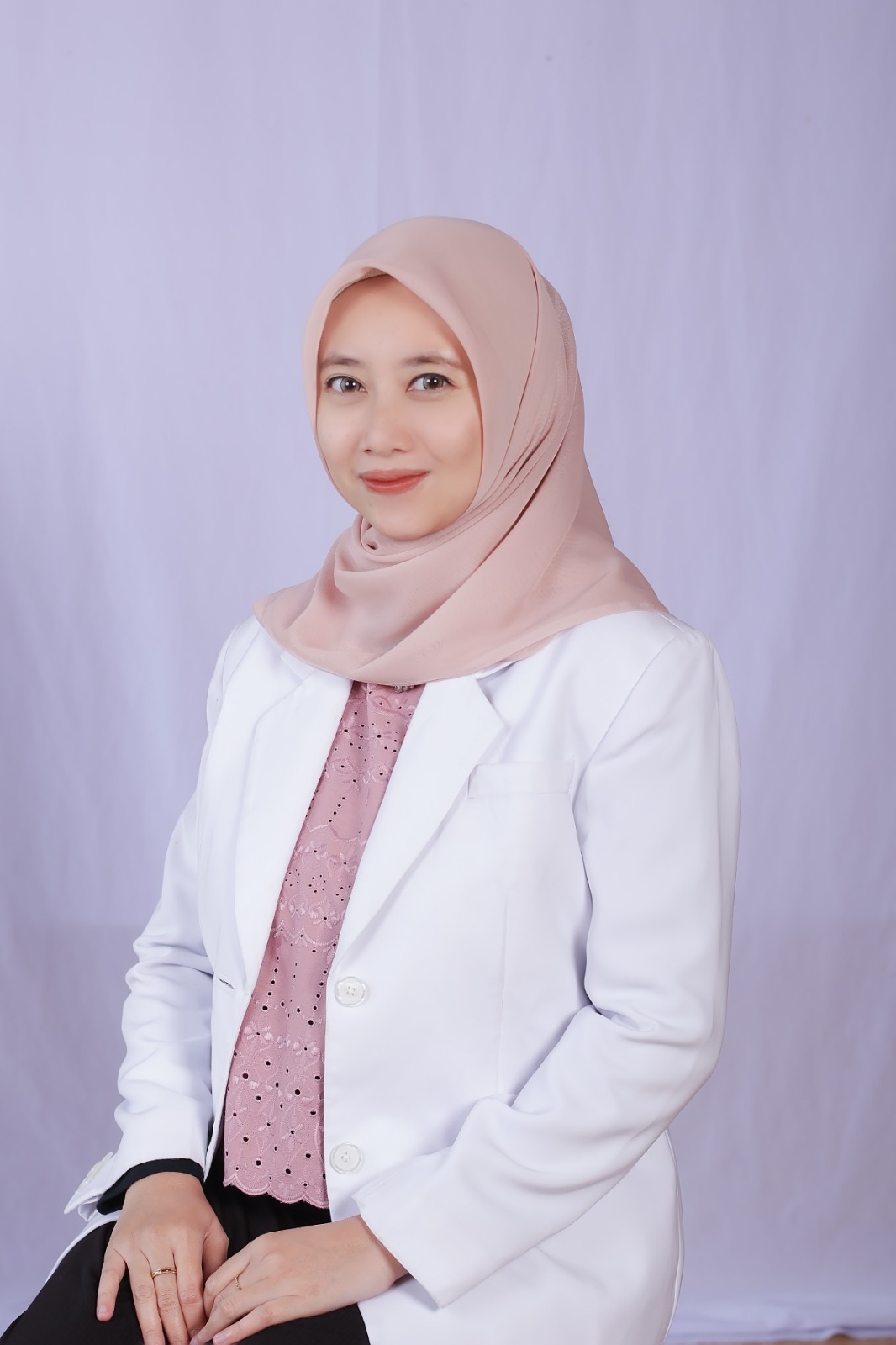 dr. Nuri Dzulfiani Ulfah, Sp.P.K